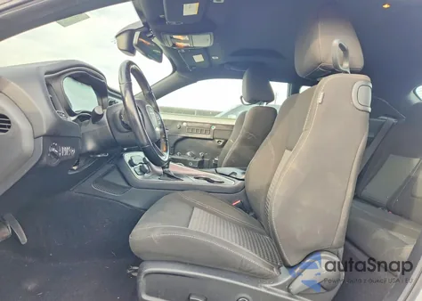 2021 Dodge Challenger Sxt z USA, uszkodzony, nr VIN 2C3CDZAG7MH552537